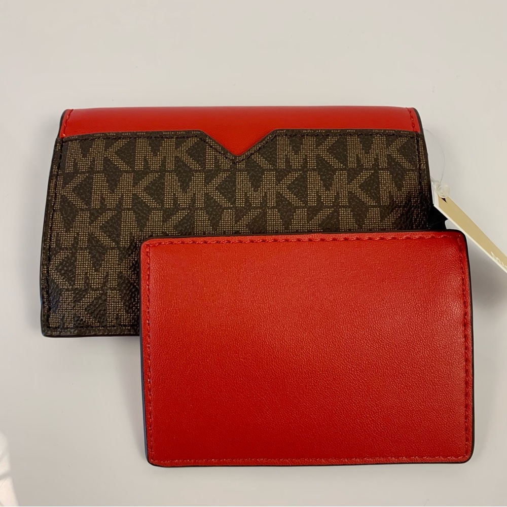 MICHAEL KORS Small Logo and Leather 3-in-1 Card Case - Picture 2 of 15